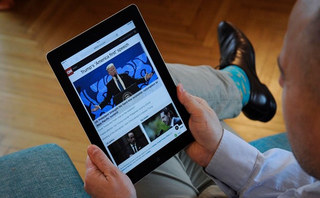 Can AI Revolutionize Web Hosting and Website Building to Combat Media Bias?