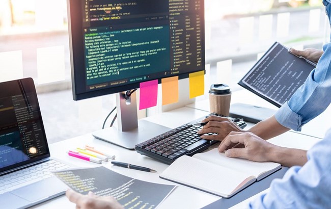 Unraveling the Differences: Web Application Development vs. Website Development